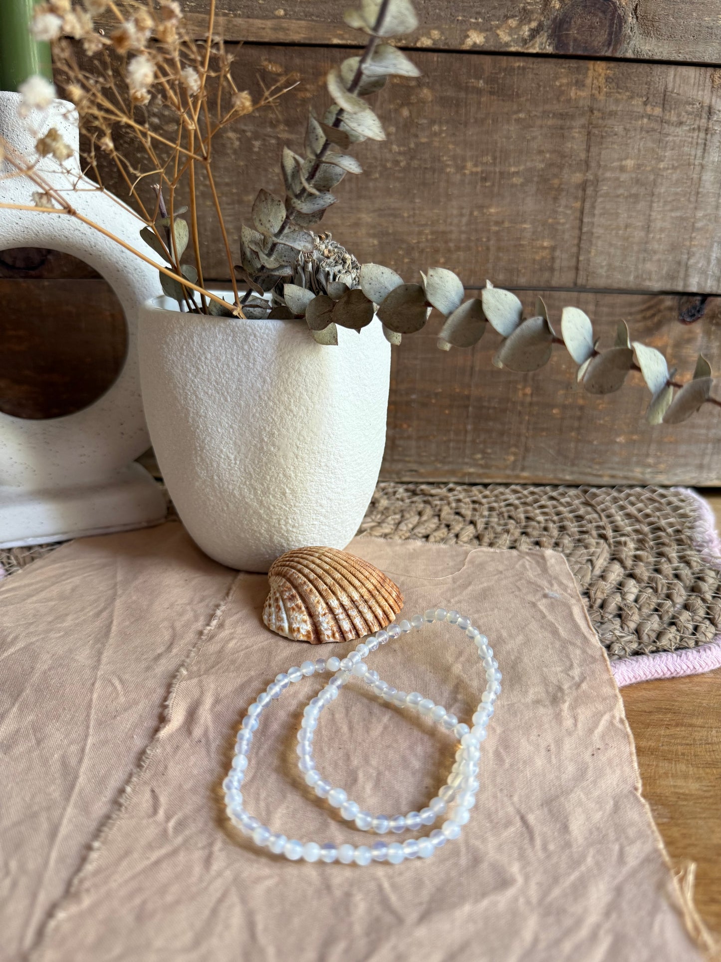 Pulsera Opalina 4mm (Felicidad y Serenidad)