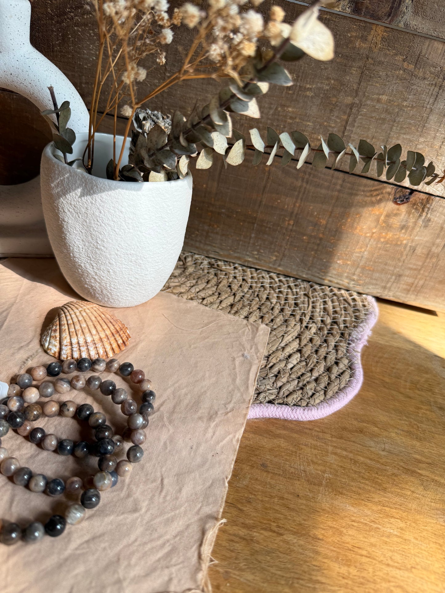 Pulsera Luna negra 8mm (Misterio, Intuición, Transformación y Sabiduría Interior)