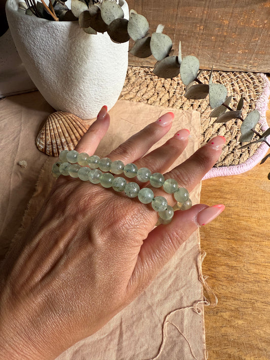 Pulsera Prehenita 8mm (Calma interior, Optimismo y Confianza)