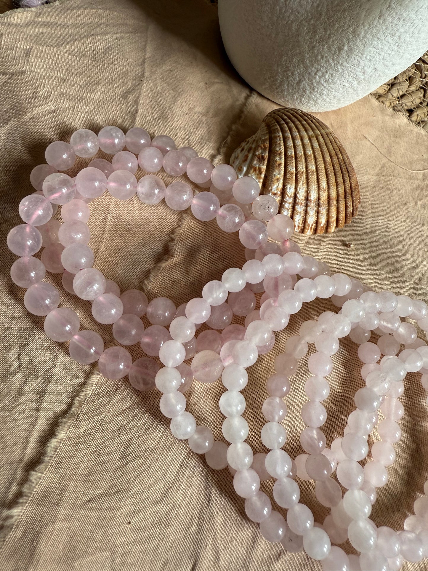 Pulsera Cuarzo Rosa 6mm (Amor y Armonía)