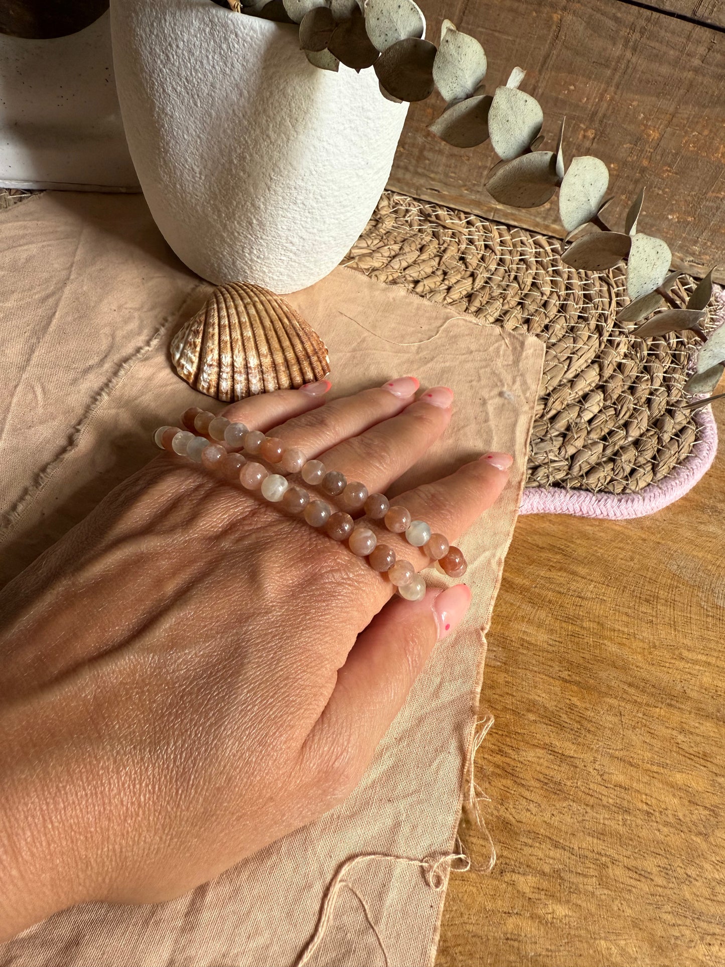 Pulsera Adularia 6mm (Equilibrio emocional y Renovación)